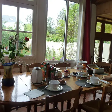 Le Petit Quernon 住宿加早餐酒店 3*