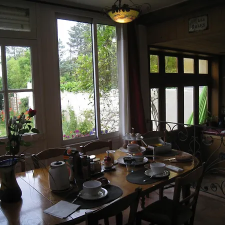 ベッド・アンド・ブレックファスト Le Petit Quernon