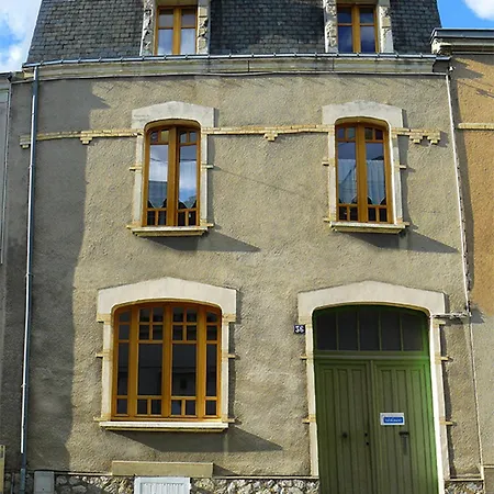 Le Petit Quernon 住宿加早餐酒店 昂热