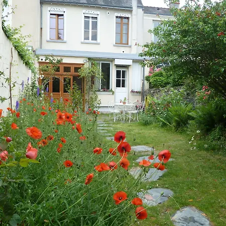 Le Petit Quernon 住宿加早餐酒店 3*