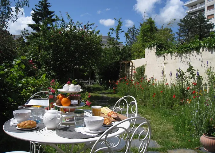 Le Petit Quernon 3* Angers